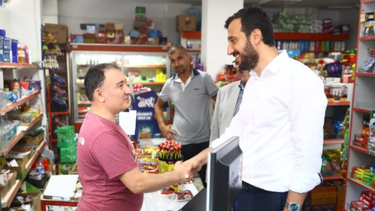 Bağcılar Belediye Başkanı Abdullah Özdemir’den esnaf ziyareti