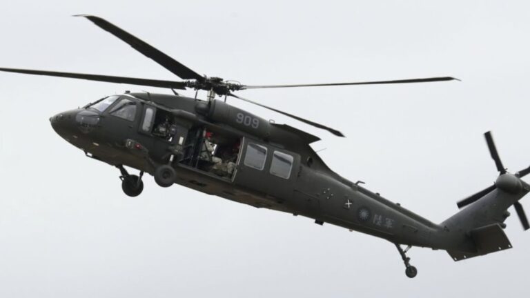 ABD’den Avustralya’ya 2 milyar dolarlık askeri helikopter satışı