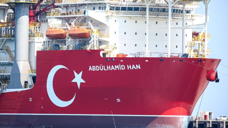 Abdülhamid Han sondaj gemisi göreve hazır