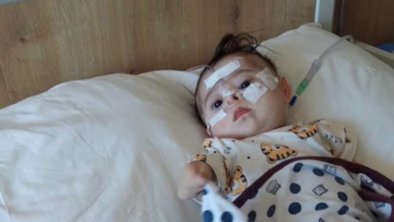 Ankara’da, kalp hastası bebek koronaya yenildi