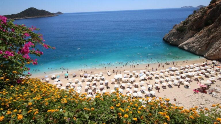 Antalya’nın 7 aylık turist raporu: 6 milyon 688 bin ziyaretçi