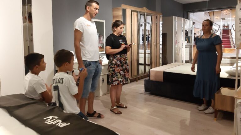 Bulgarlar, mobilya ihtiyacını da Edirne’den karşılıyor