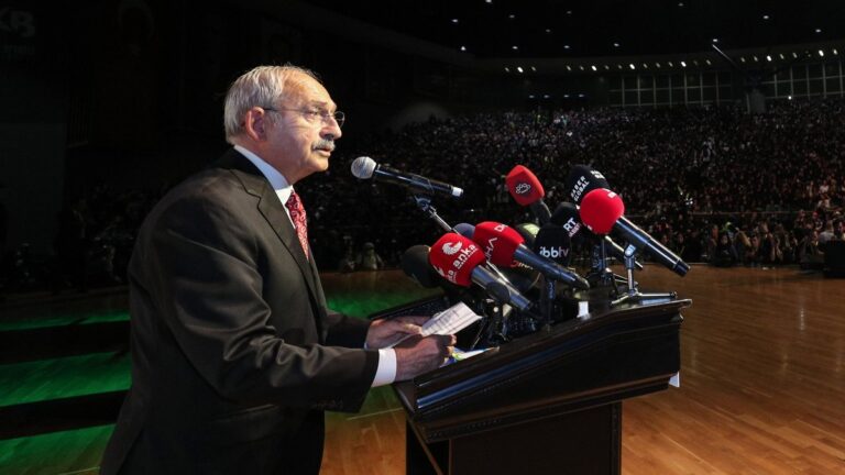 CHP Genel Başkanı Kemal Kılıçdaroğlu Aşure Matem Merasimi’ne katıldı