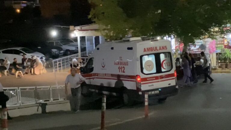 Diyarbakır’da tartıştığı eşini 12 yerinden bıçakladı