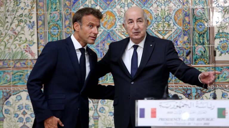 Emmanuel Macron, Cezayir’de Abdülmecid Tebbun ile görüştü