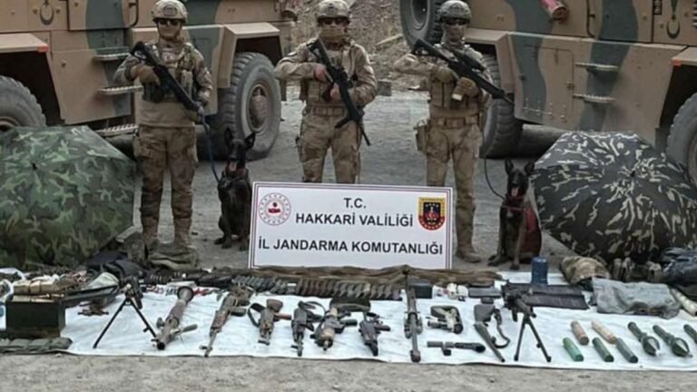 Eren Abluka-29 operasyonunda PKK mühimmatları ele geçirildi
