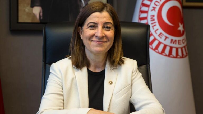 Fatma Aksal’dan, CHP’li Gürkan’a ‘Sayın Cumhurbaşkanım’ tepkisi