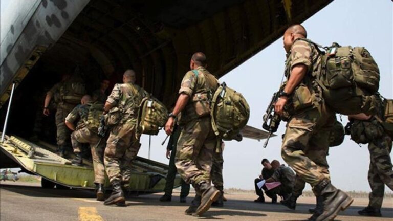Fransız askeri güçlerinin son birimi Mali’den ayrıldı