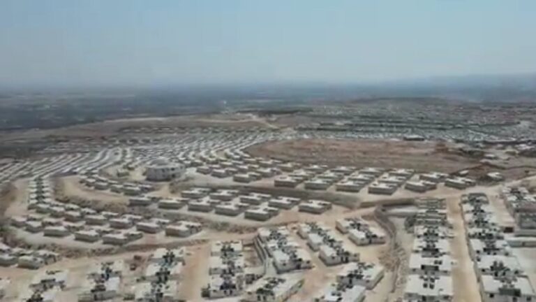 İdlib’te, 62 bin 145 briket evin yapımı tamamlandı