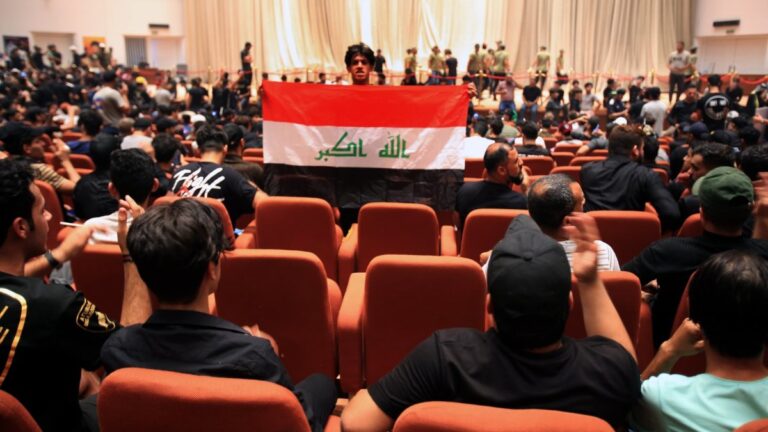 Irak’taki Haşdi Şabi, Sadr’ın parlamentoyu feshetme çağrısını reddetti