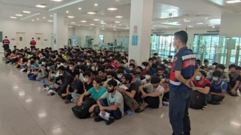 Kırklareli’nde jandarma ekiplerince 226 düzensiz göçmen yakalandı