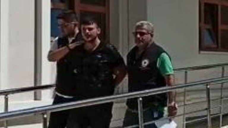 Konya’da polise çarpan alkollü sürücü tutuklandı