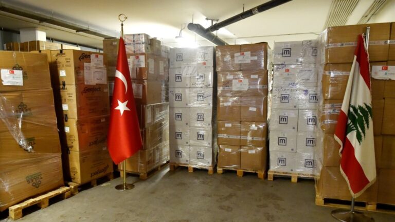 Lübnan, 90 tonluk tıbbi yardım nedeniyle Türkiye’ye teşekkür etti