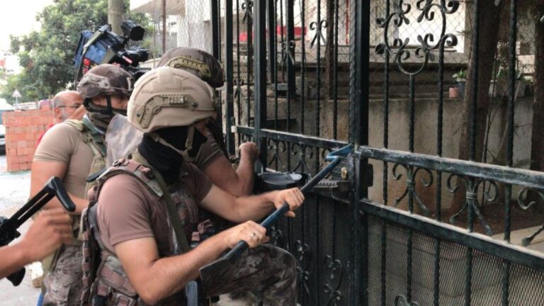 Mersin’de eylem hazırlığındaki 5 terörist yakalandı