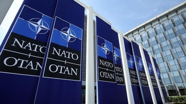 NATO, Kosova-Sırbistan geriliminde müdahale uyarısını yineledi