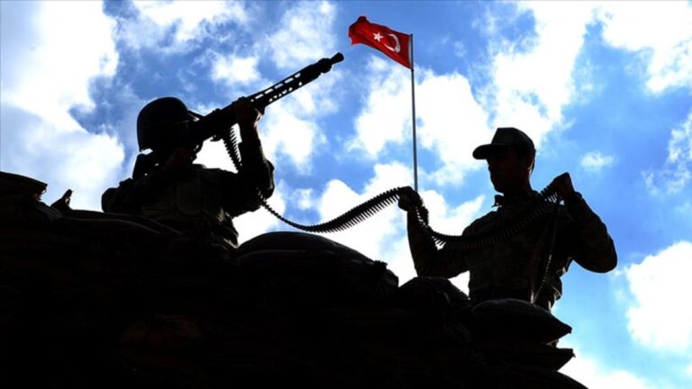 PKK’dan kaçan 1 terörist daha ikna yoluyla teslim oldu