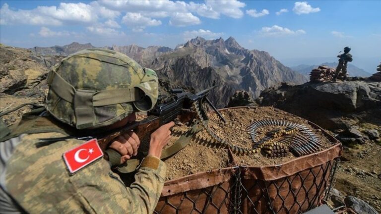 PKK’dan kaçan 1 terörist daha teslim oldu