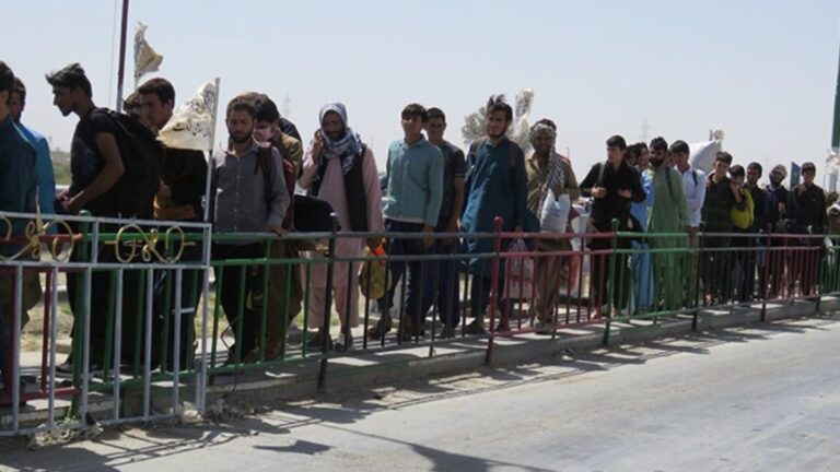 Taliban, Afgan mülteciler için Türkiye’ye geliyor