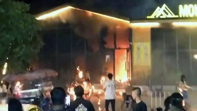 Tayland’da gece kulübünde yangın çıktı: 14 ölü