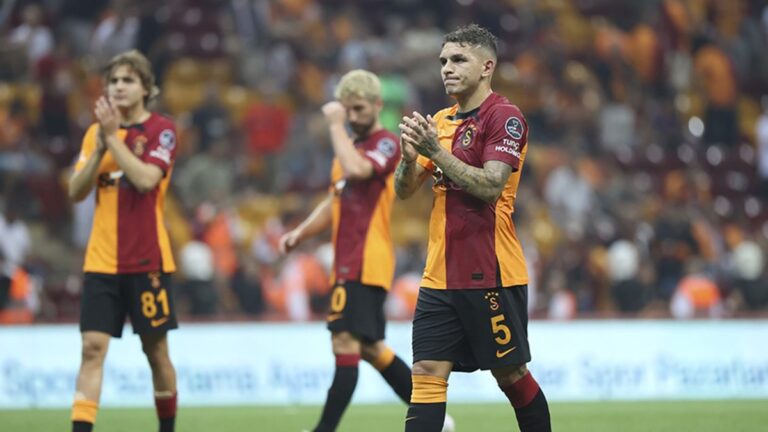 Ümraniyespor – Galatasaray maçının ilk 11’leri