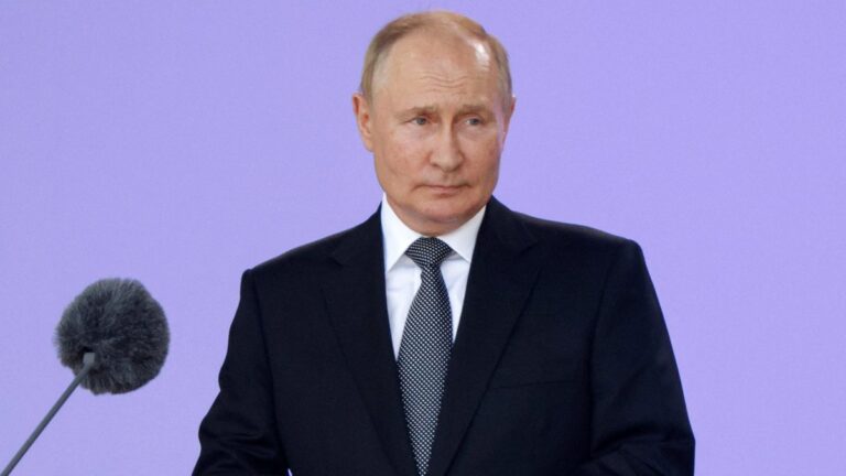 Vladimir Putin: Rus silahları, rakiplerinden üstün
