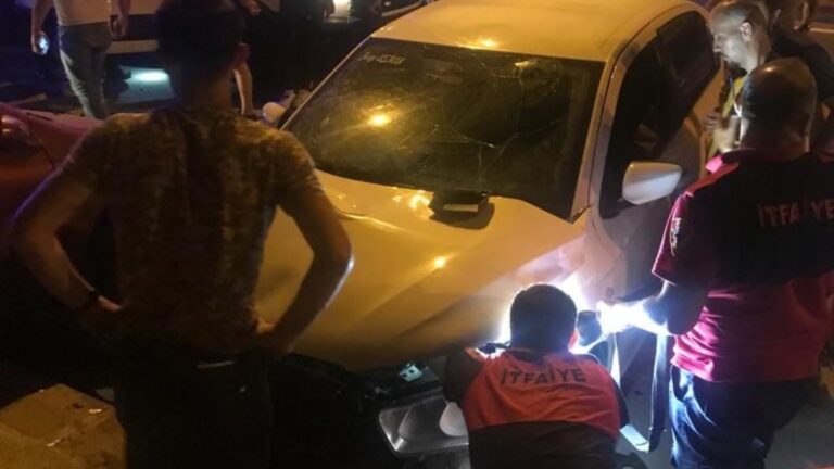 Zonguldak’ta iki araç çarpıştı: 2 yaralı